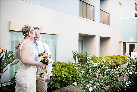 CHRISTINA_CHO_PHOTOGRAPHY_HUNTINGTON_BEACH_ELOPEMENT_0011