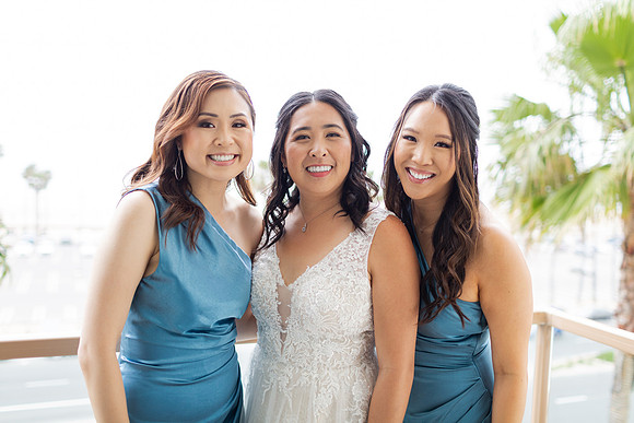 Naugle_Wedding_WaterfrontHotel_4.2.2022_BridalParty-1-3