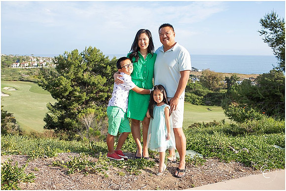 CHRISTINA_CHO_PHOTOGRAPHY_NEWPORT_BEACH_FAMILY_SESSION_GREEN_STYLE_0021
