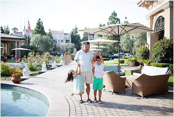 CHRISTINA_CHO_PHOTOGRAPHY_NEWPORT_BEACH_FAMILY_SESSION_GREEN_STYLE_0006