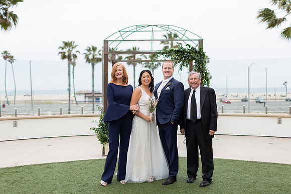 Naugle_Wedding_WaterfrontHotel_4.2.2022_GroupPhotos-1-43