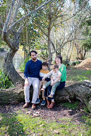 Serna_Family_2021_-359354