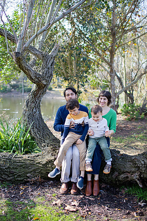 Serna_Family_2021_-359360