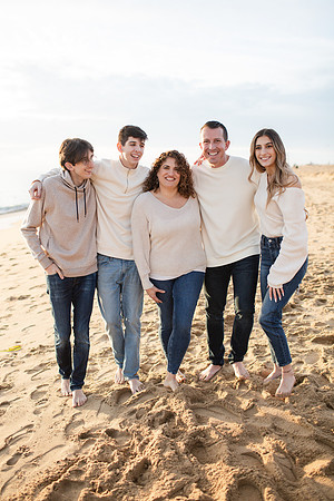 Pedro_Suzette_Family_Newport_2021-11