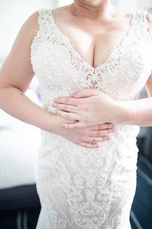 Becca_Jesse_Wedding_2018_GettingReady-38