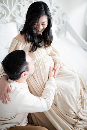 Elaine_Zach_Maternity_2022-23