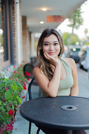Alexis_Thang_Orange_Circle_6.2022-44
