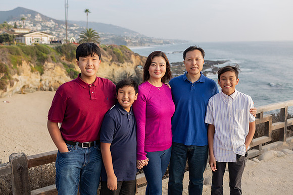 Lu_Family_LagunaBeachCa_2024-57