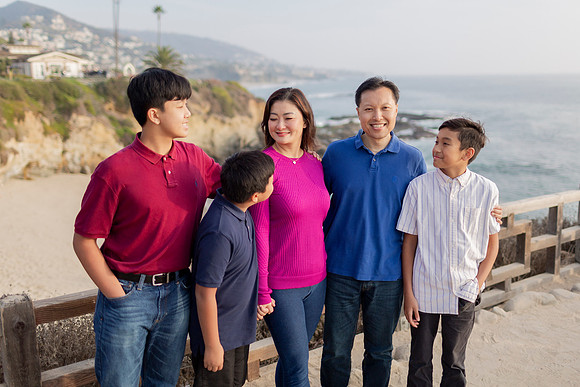 Lu_Family_LagunaBeachCa_2024-58