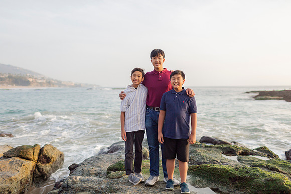 Lu_Family_LagunaBeachCa_2024-100