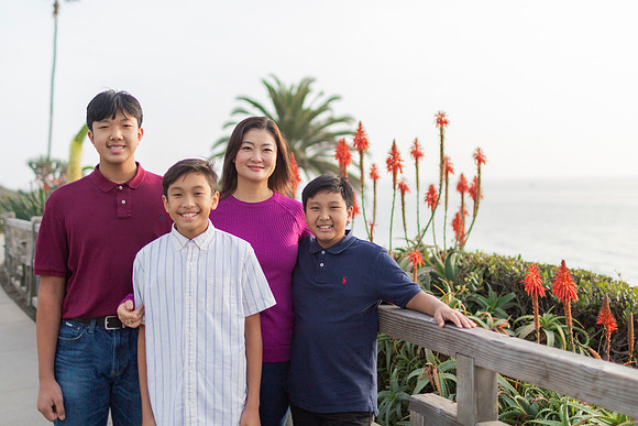 Lu_Family_LagunaBeachCa_2024-26
