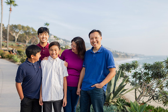 Lu_Family_LagunaBeachCa_2024-7