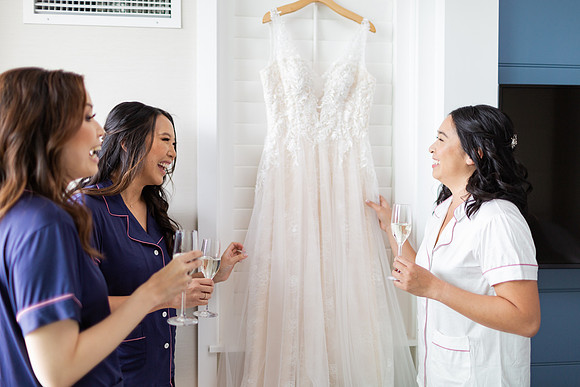 Naugle_Wedding_WaterfrontHotel_4.2.2022_GettingReady-32