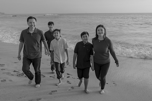 Lu_Family_LagunaBeachCa_2024-139