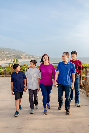 Lu_Family_LagunaBeachCa_2024-16