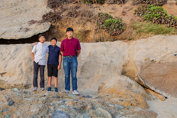 Lu_Family_LagunaBeachCa_2024-120